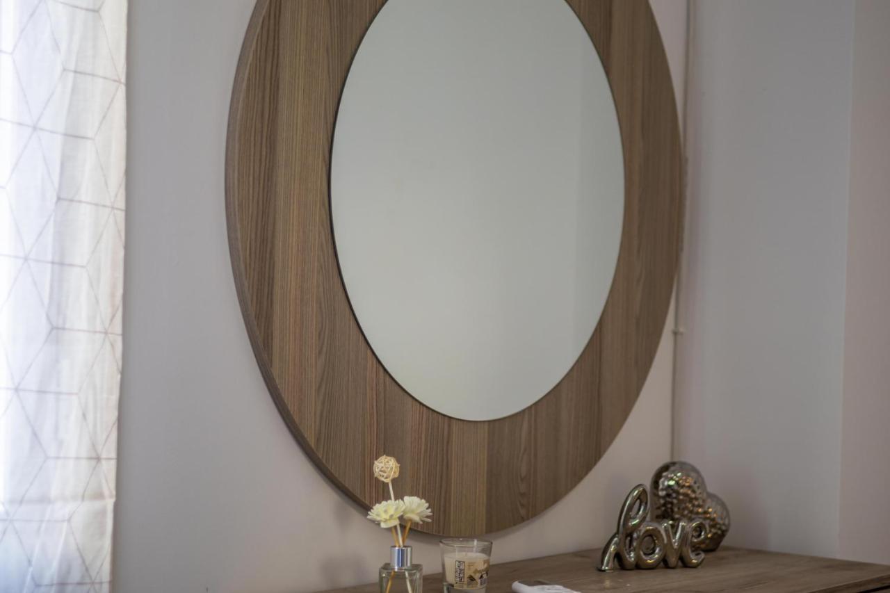 Korinthos Downtown Apartment מראה חיצוני תמונה