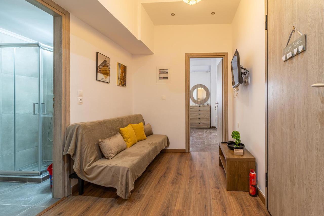 Korinthos Downtown Apartment מראה חיצוני תמונה